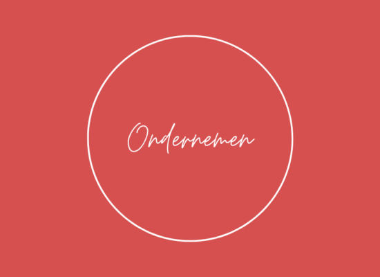 De toekomstige generatie is al opgegroeid met de smartphone. Zij leren, als het goed is, van hun ouders hoe zij met de smartphone moeten omgaan. Maar mijn generatie heeft dat van niemand kunnen leren. Wij hebben het onszelf moeten leren. Dat betekent ook dat je op zoek ging naar een ringtone die bij je paste, broekzaktelefoontjes vaak gebeurde en dat je telefoon eigenlijk nooit op stil stond. Dat pushberichten heel normaal waren om op de hoogte te blijven. Piepend, trillend en altijd in beeld. Net zo lang totdat jij het aandacht gaf en je het bericht bekeek, opende en dan ook maar direct ging lezen. De smartphone geeft veel afleidingen. Mede door het ontvangen van pushberichten. In dit blog waarom ik juist amper pushberichten ontvang.