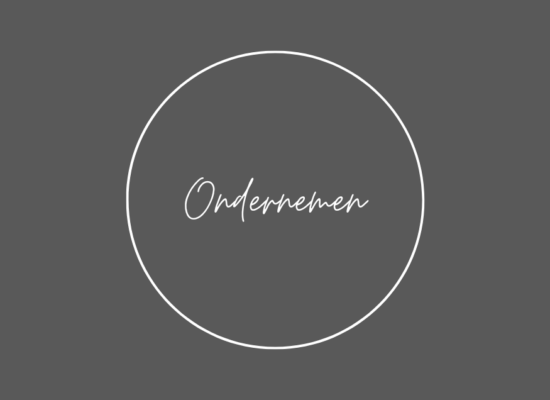 Soms kom ik ondernemers tegen die heel hard zijn gegroeid en alles nog alleen doen. Zij komen vaak snel op het punt uit dat ze moeite hebben met overzicht houden. Wat ze hebben gedaan voor welke klant, weten ze vaak nog wel. Al is het alleen maar aan de hand van hun urenregistratie of facturen. Maar weten wat ze nog moeten doen voor een klant? Dat is vaak een ander verhaal. Wat ik daarin zie, is geen onwil. Nee, vaak absoluut niet (uitzonderingen zijn er natuurlijk altijd 😊). Kwaliteit leveren terwijl je al druk bent en veel werk hebt. Dat kan een uitdaging zijn. Deze keer een blog over hoe je kunt ondernemen met kwaliteit.